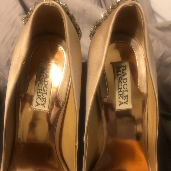 A Girl’s best friend: Blush & Diamonds - Picture 5 of 7